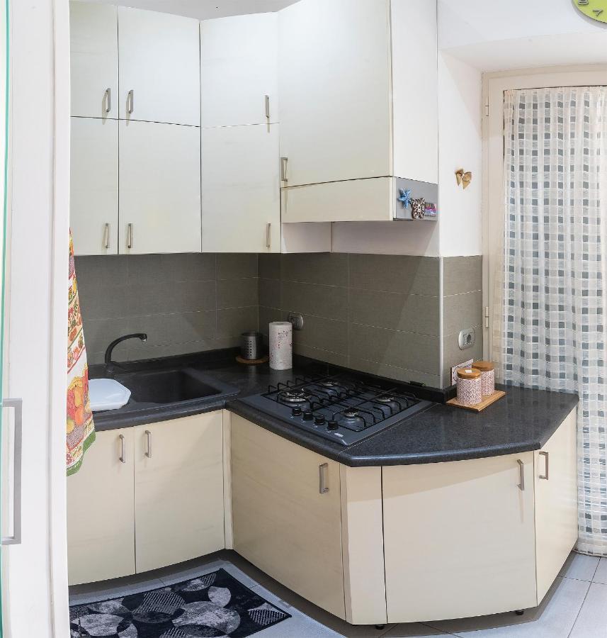 Carelli House La Nespola Apartment เนเปิลส์ ภายนอก รูปภาพ
